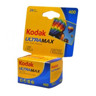 ultramax400-24-poses